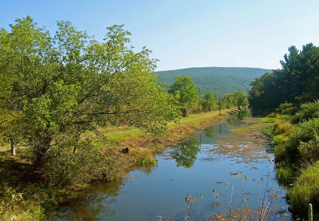 Hudson Valley detailed photo